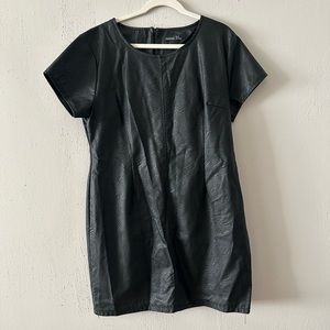 Boohoo faux leather mini dress size 16 NWOT